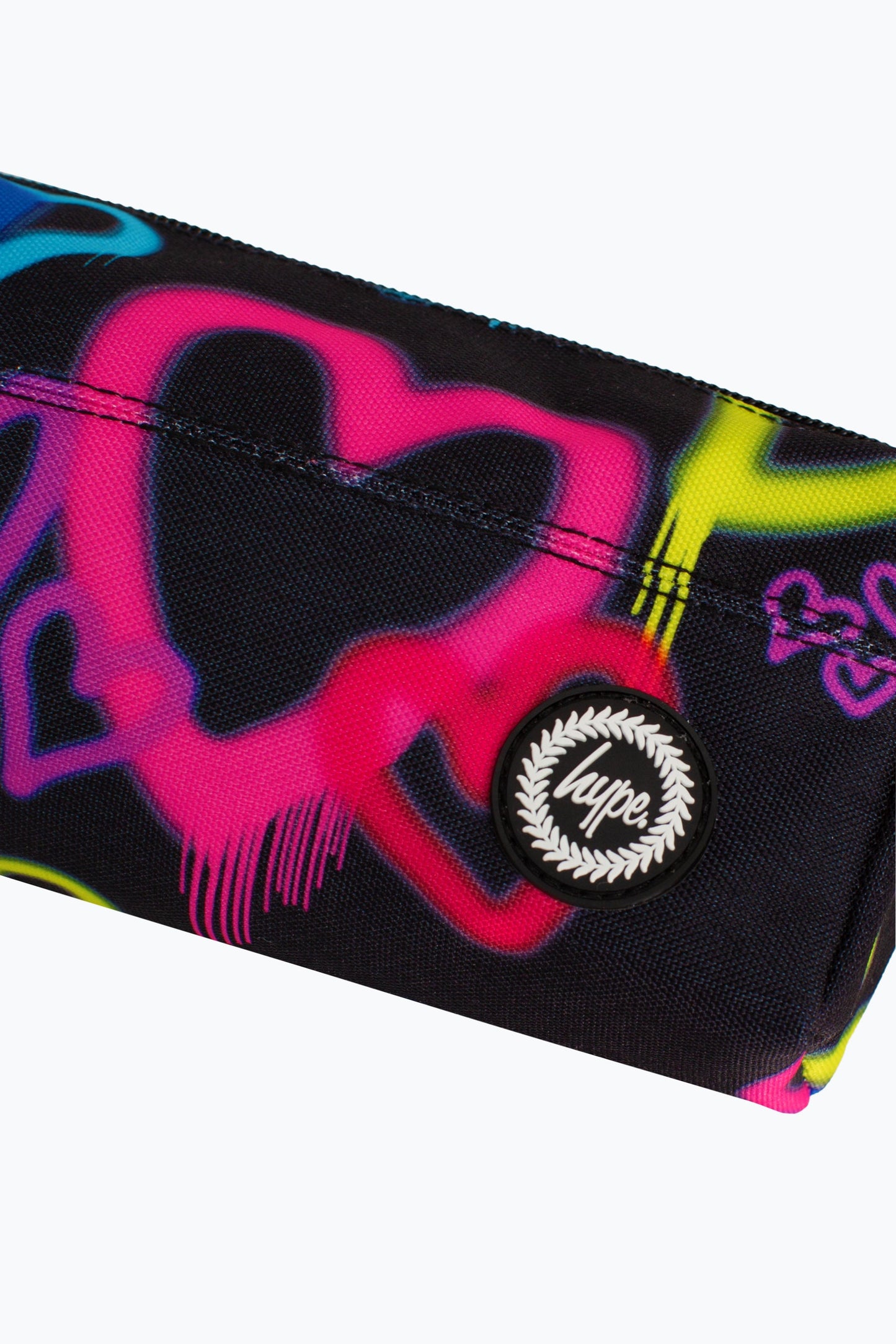 HYPE BLACK GRAFFITI HEART PENCIL CASE