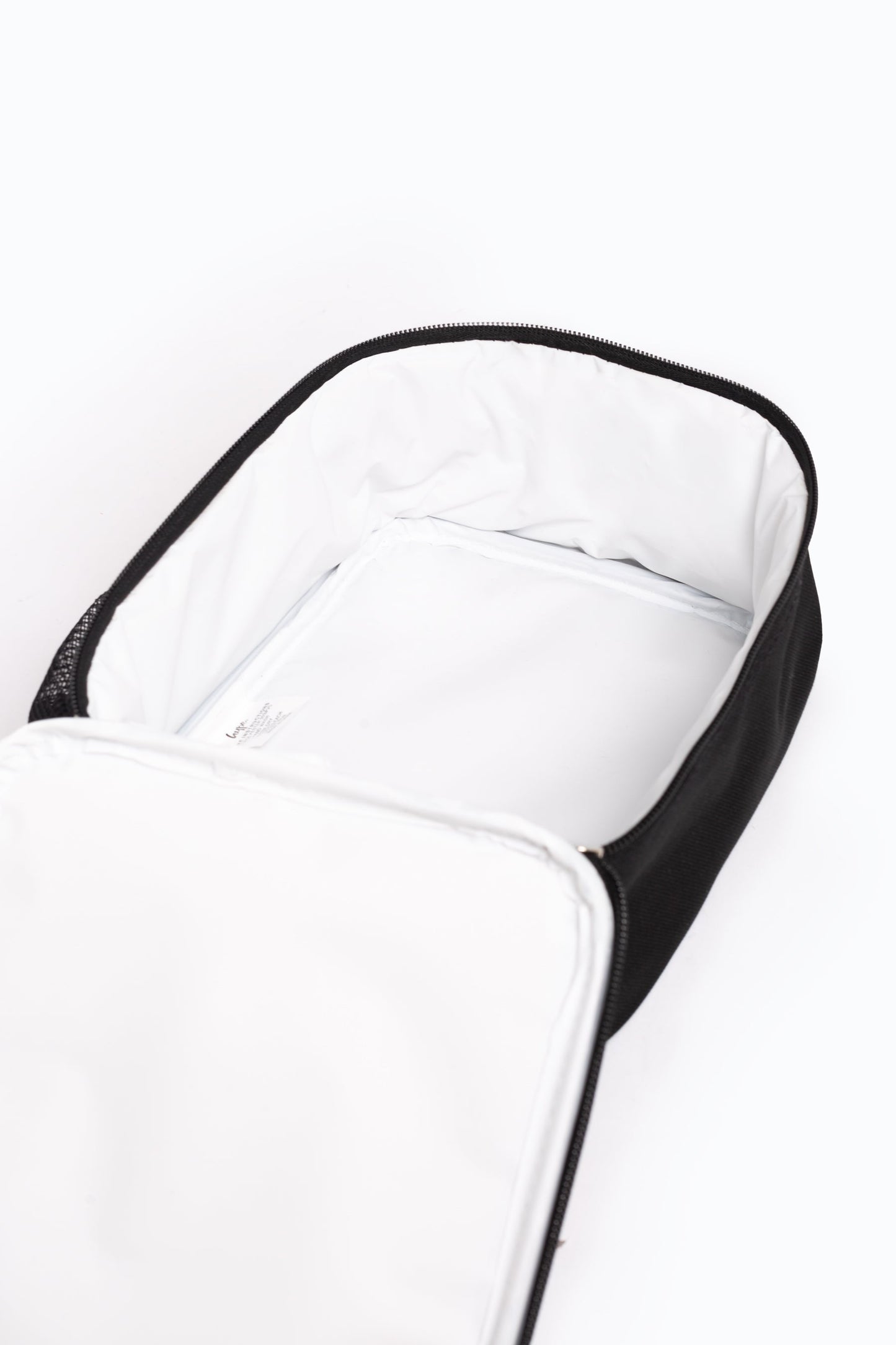 HYPE BLACK GRAFFITI HEART LUNCH BOX