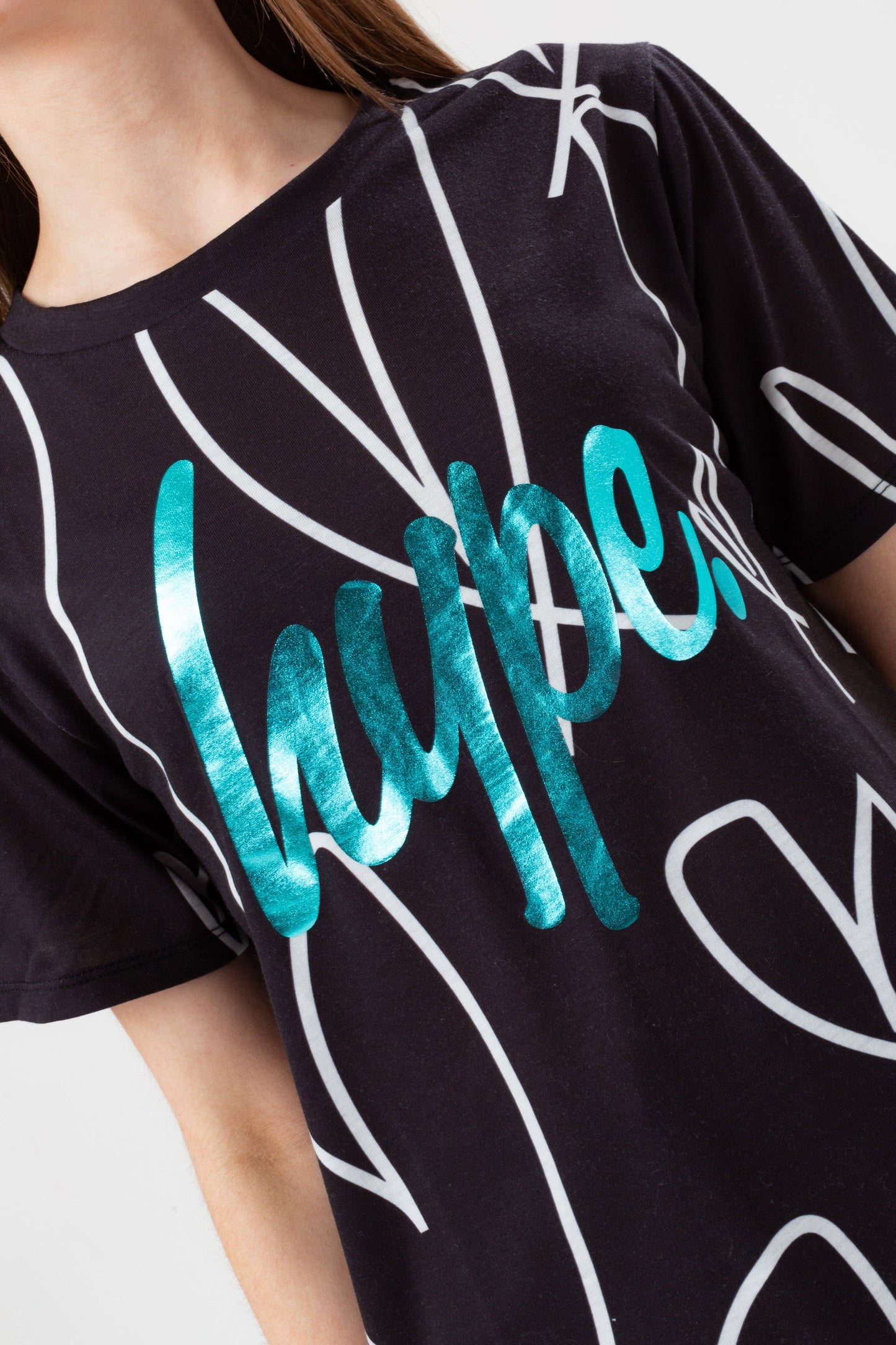 HYPE GIRLS BLACK SKETCH HEART HOLOGRAPHIC SCRIPT T-SHIRT