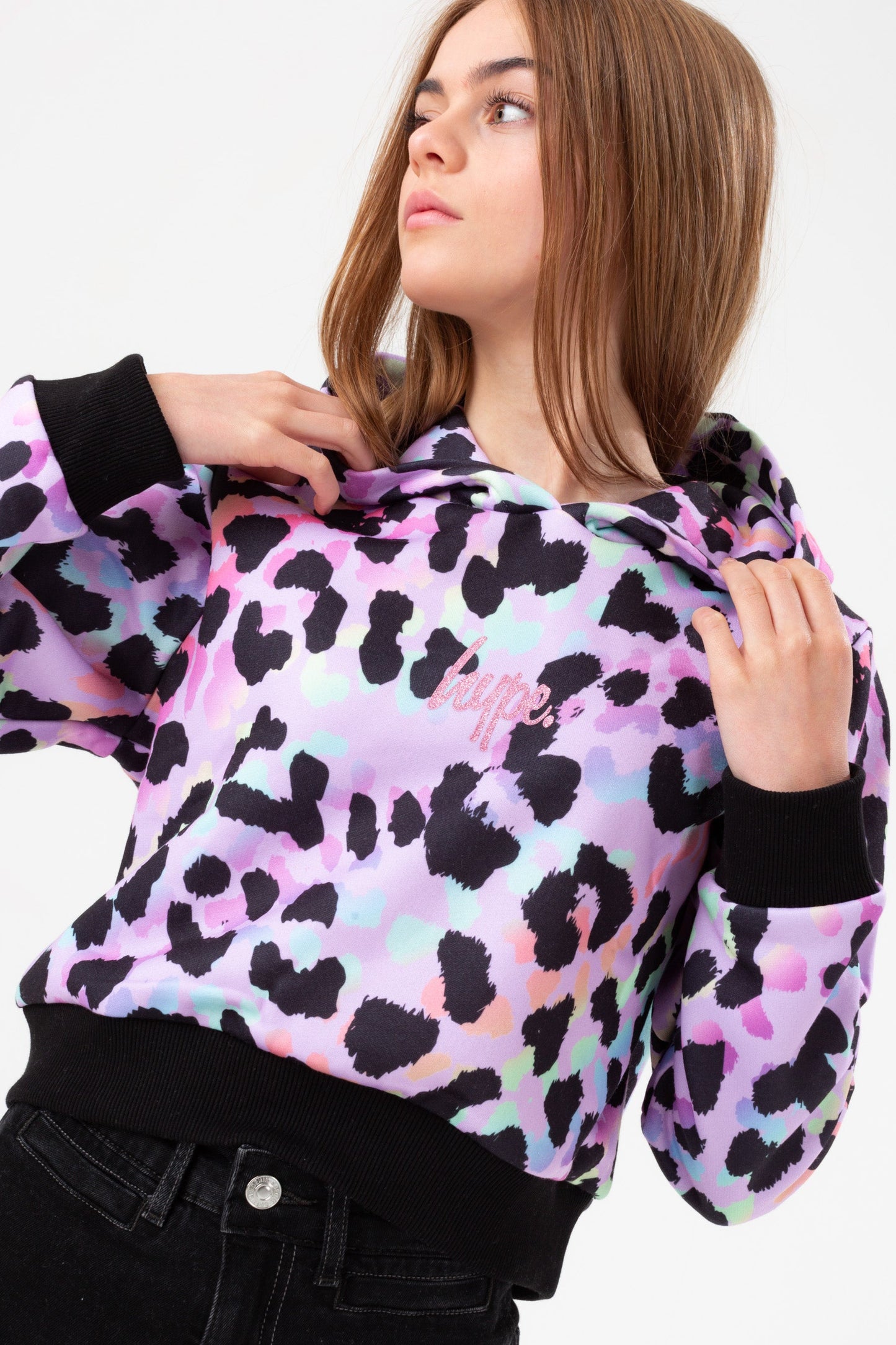 HYPE GIRLS PURPLE RAINBOW LEOPARD SCRIPT CROPPED HOODIE