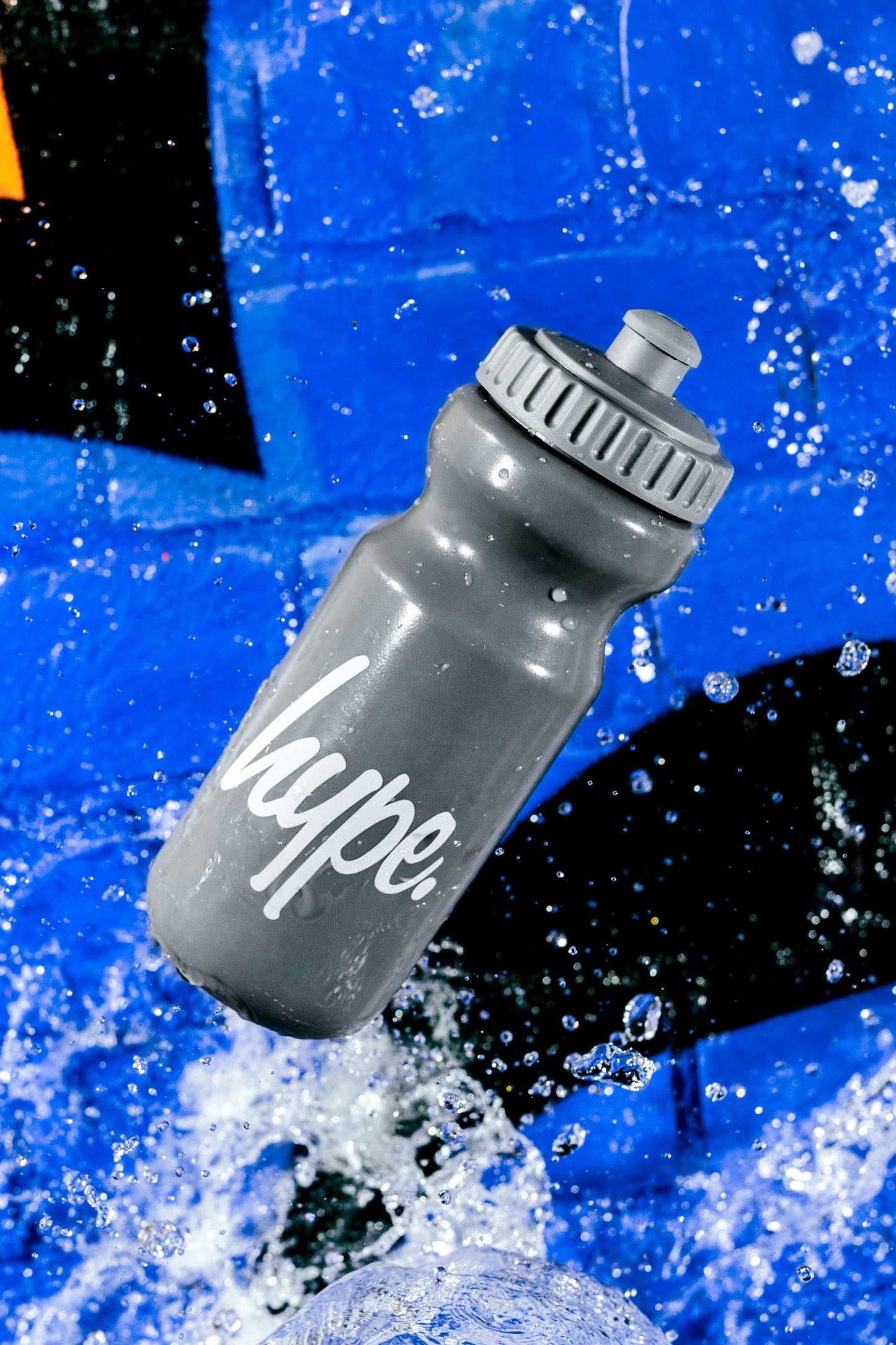 HYPE GREY SCRIPT BOTTLE