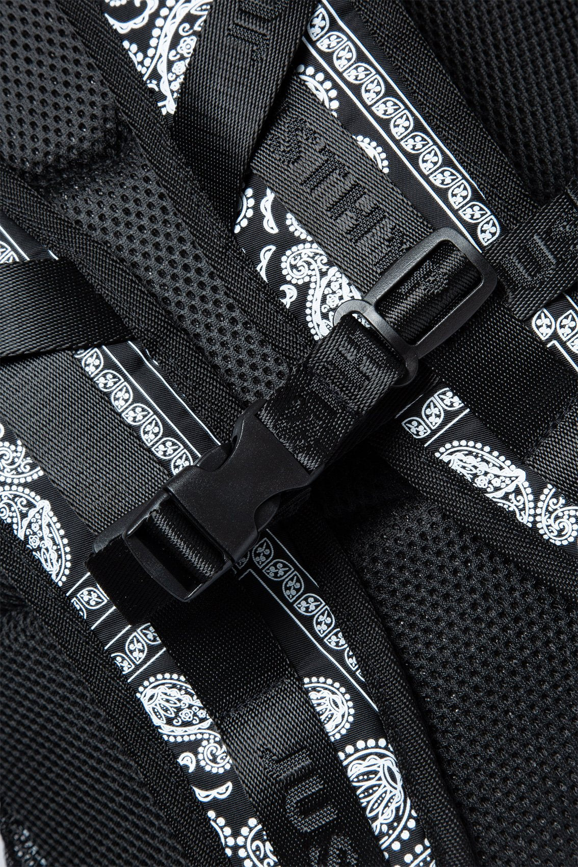 HYPE BLACK BANDANA MAXI BACKPACK