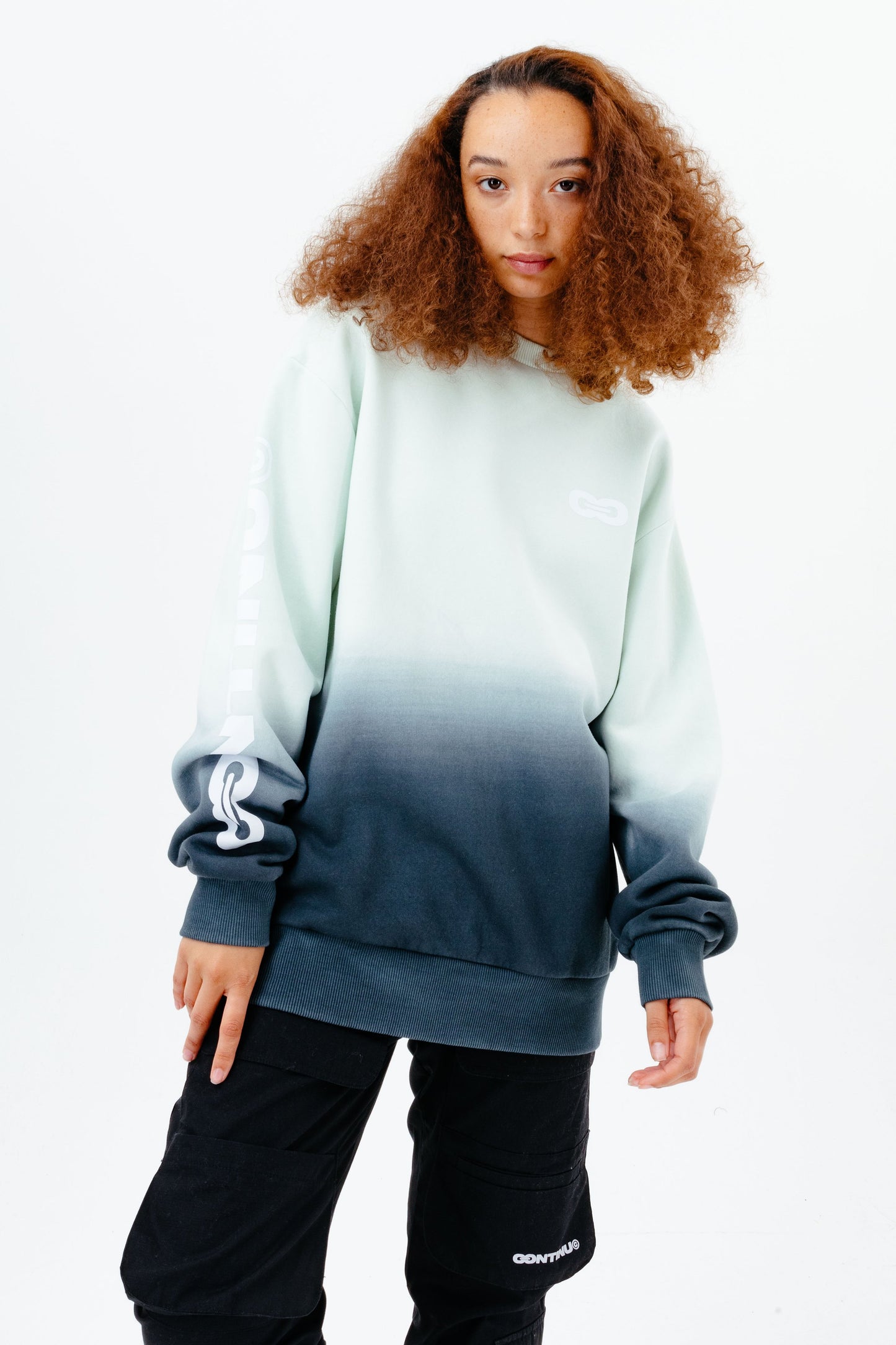 CONTINU8 GREY FADE SWEATSHIRT