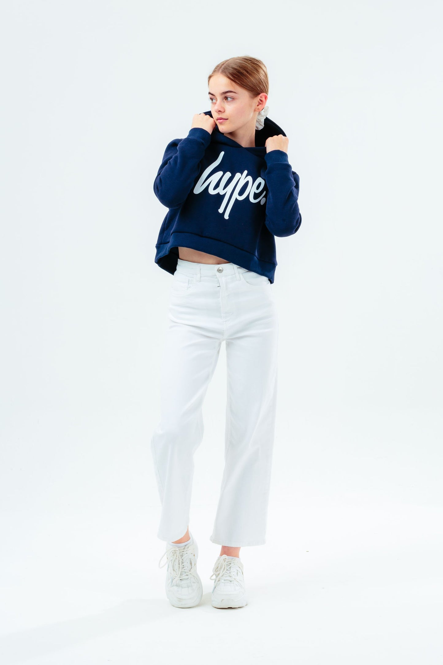 HYPE GIRLS NAVY SCRIPT KIDS CROP HOODIE