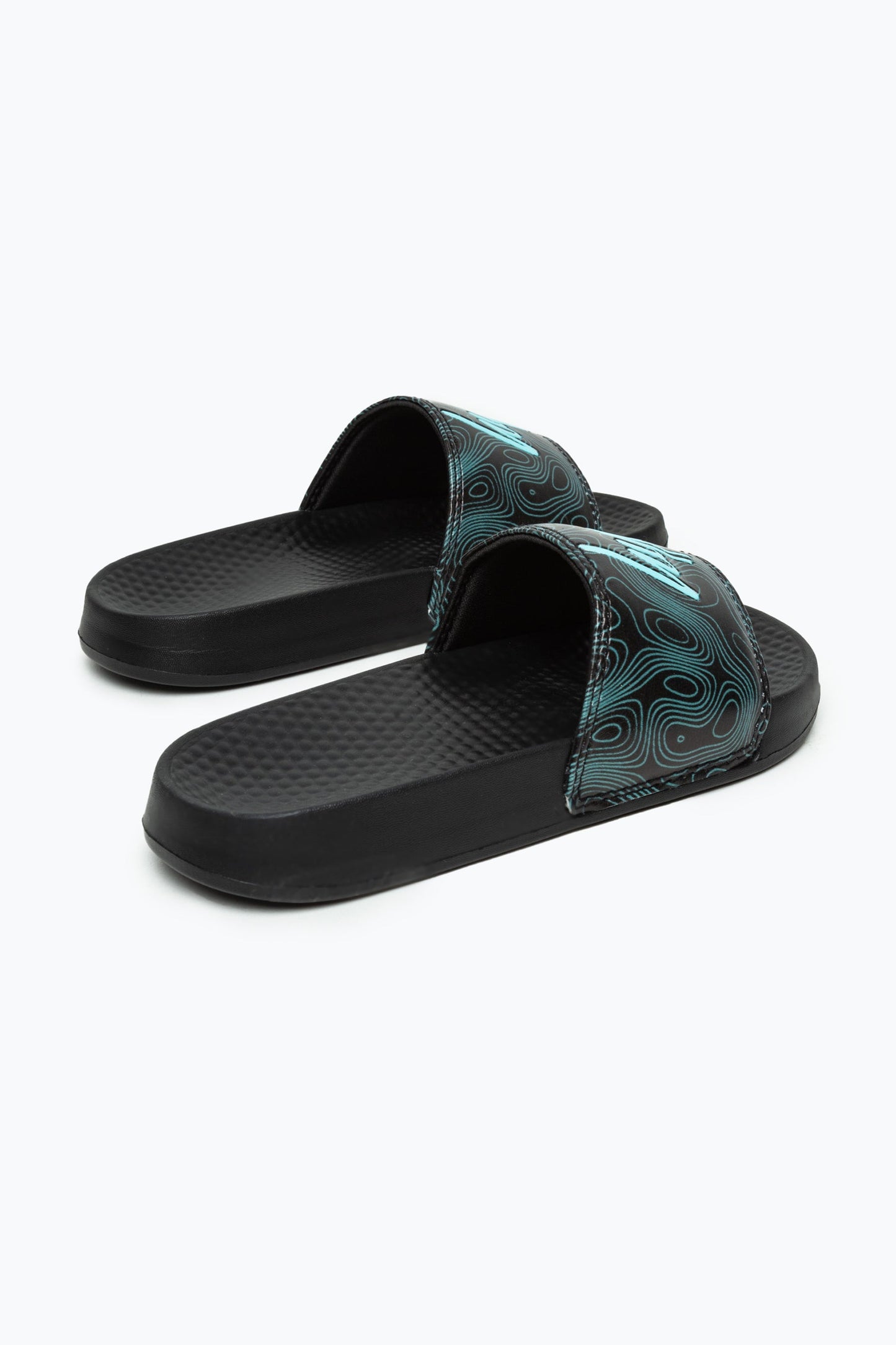 HYPE KIDS UNISEX BLACK TOPOGRAPHIC MINI SCRIPT SLIDERS