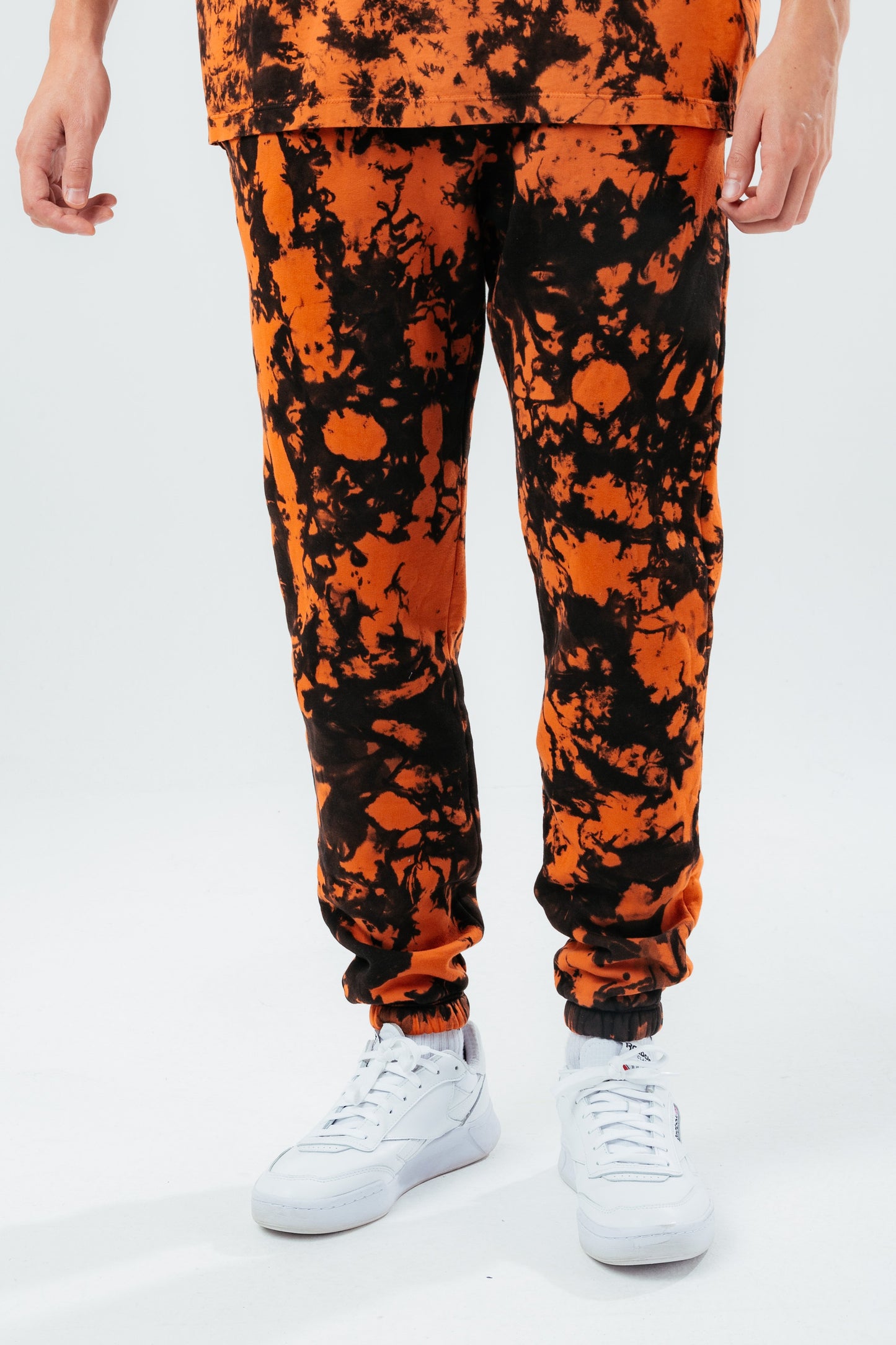 HYPE BURNT ORANGE DYE OVERSIZED MEN'S JOGGERS